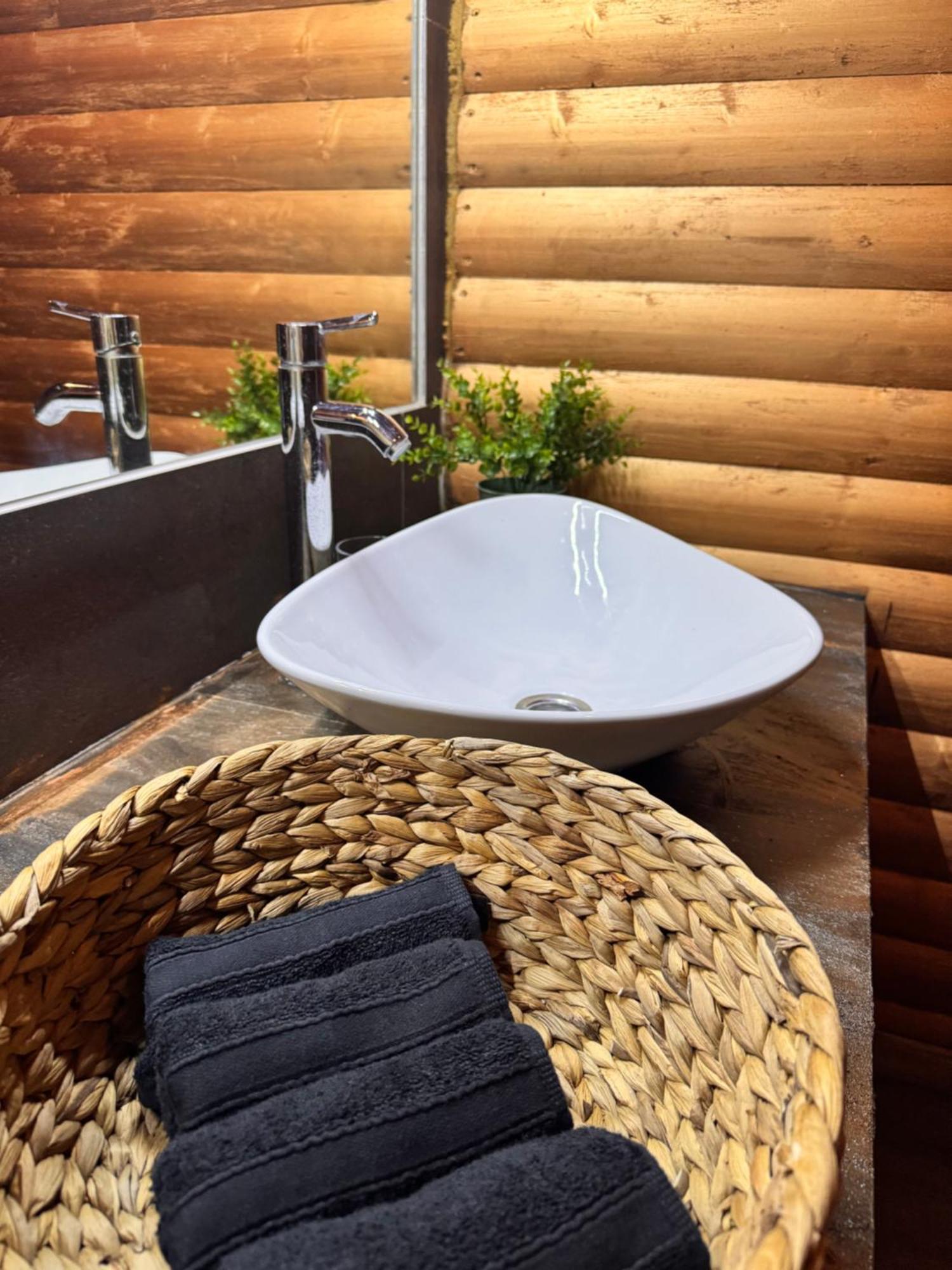 Glamping Resort Halicanum Grkavescak エクステリア 写真