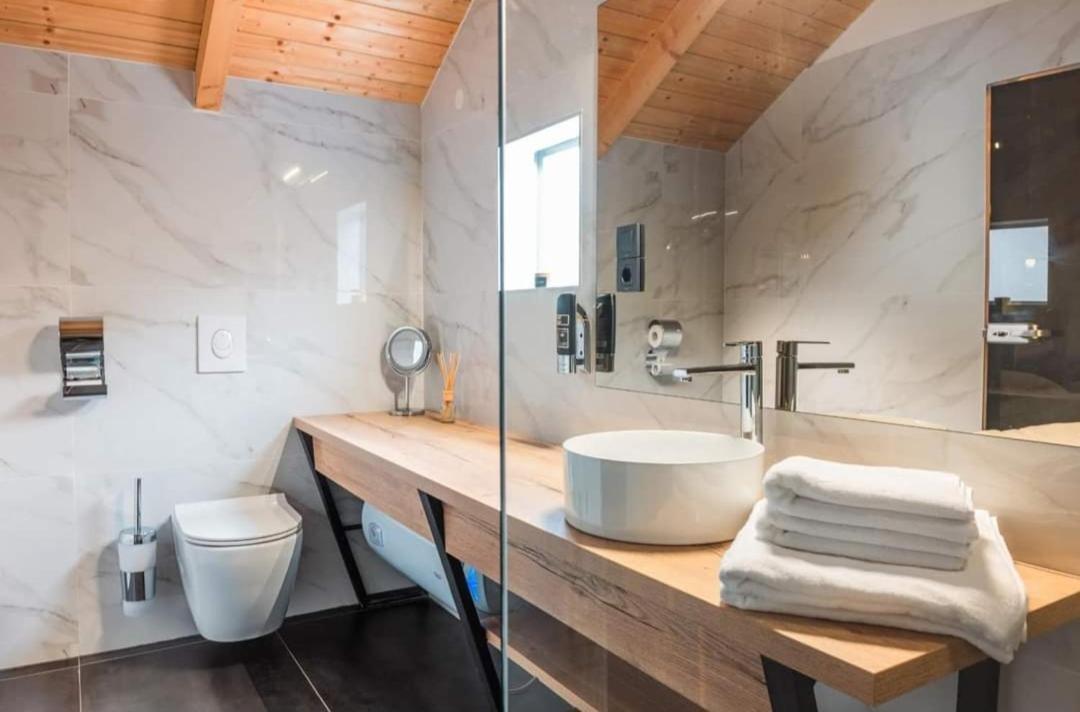 Glamping Resort Halicanum Grkavescak エクステリア 写真